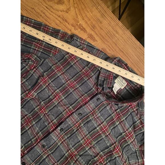 LL Bean Flannel Shirt Men Large Regular Red Gray Check Long Sleeve USA Trad Fit - Picture 6 of 8